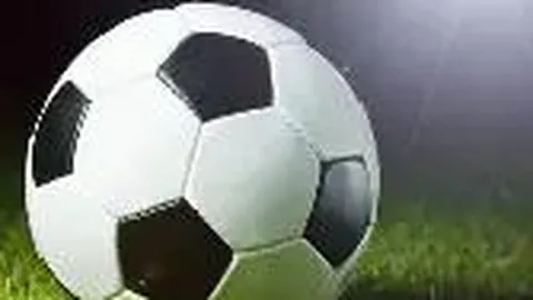 “第40届沪上暑期中学生足球赛圆满收官 谢晖、武磊惊喜现身”